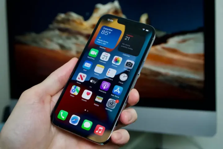 iphone-13-pro-720x480 Apple mette in vendita gli Iphone 13 ricondizionati Apple 